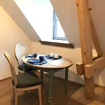 The Purple Courtyard Bed and breakfast Beaune (Cote d'Or)