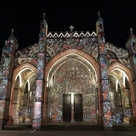 Panzió The Purple Courtyard Beaune