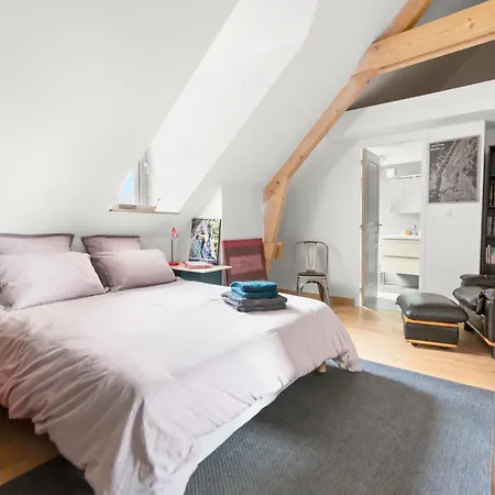 The Purple Courtyard Beaune (Cote d'Or)