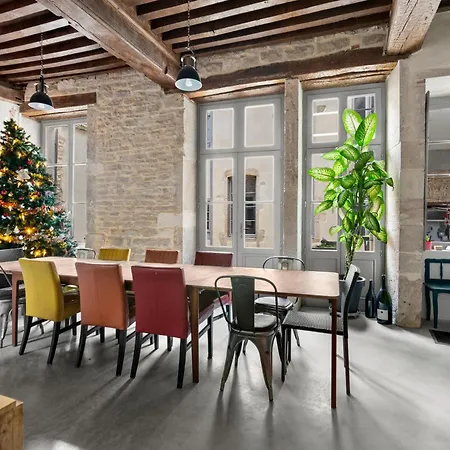 Panzió The Purple Courtyard 3*