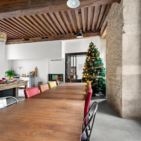 The Purple Courtyard Bed & Breakfast Beaune (Cote d'Or)