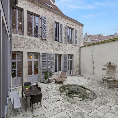 Bed & Breakfast The Purple Courtyard