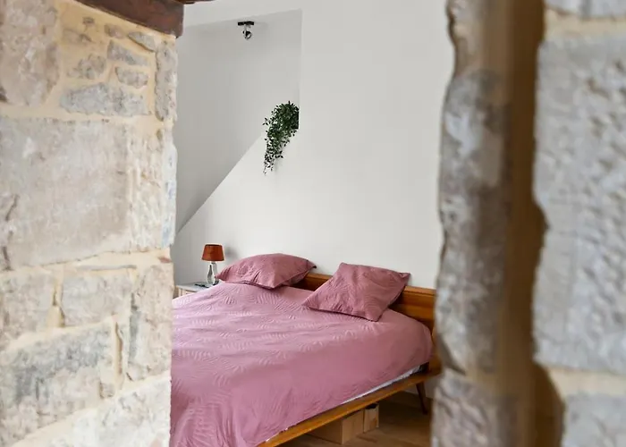 The Purple Courtyard Готель типу 