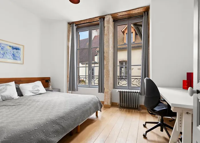 The Purple Courtyard Готель типу 